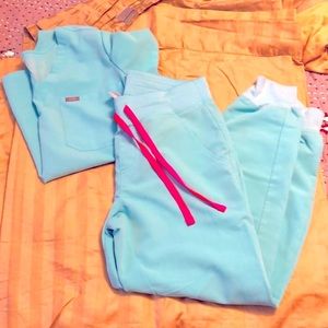Excellent Condition Figs Aqua Blue with Pink Ties XS TOP/ PS Joggers